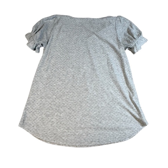 First Love By Lovelyn Blouse Womens Medium Gray Short Sleeve V-Neck Top - Picture 3 of 3